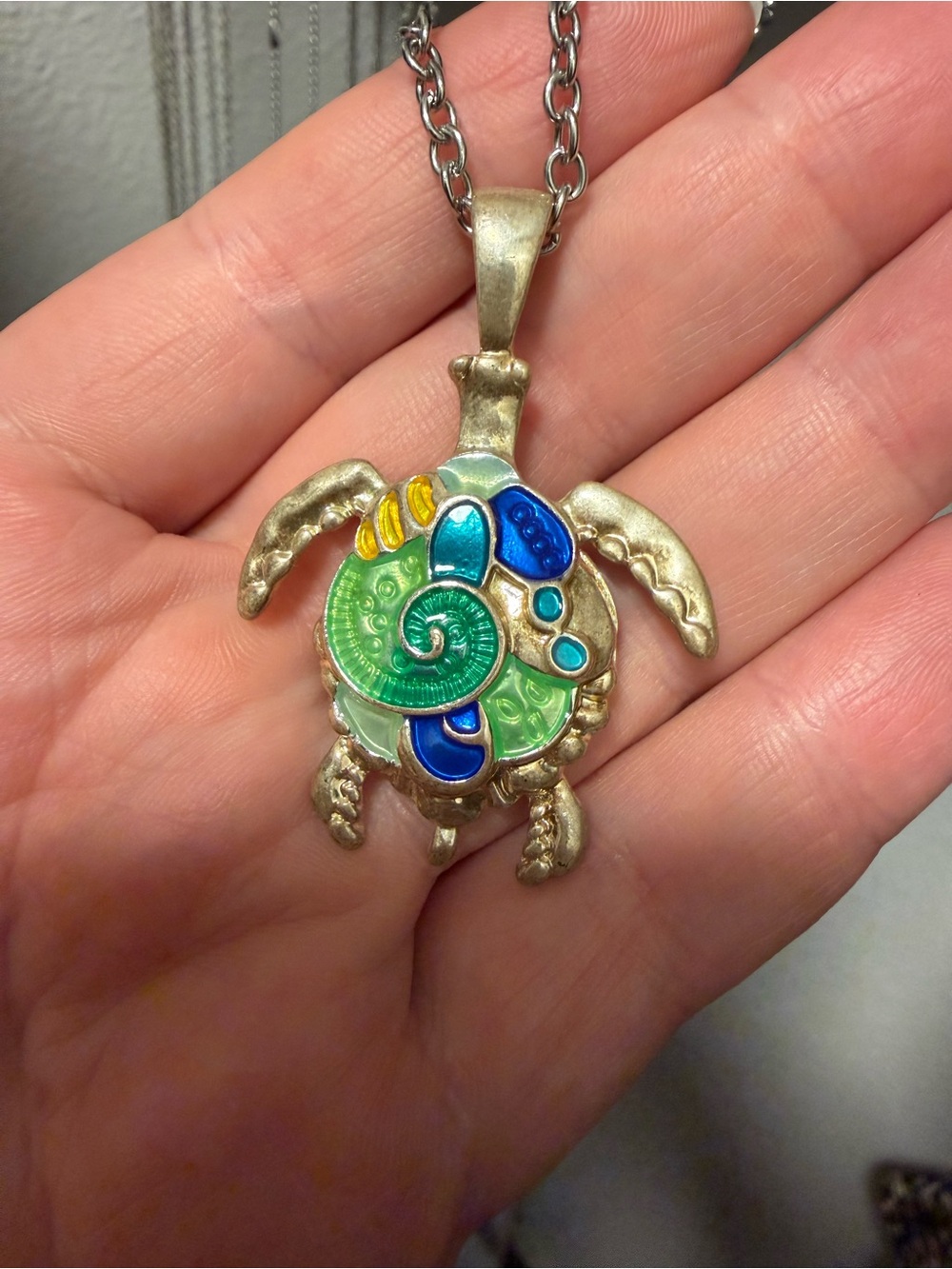 Various necklaces - Picture 2 of 4
